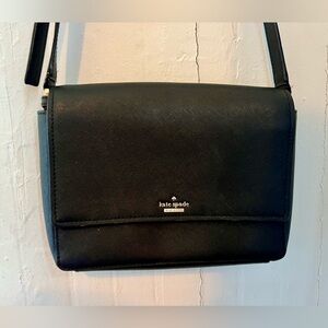 Kate Spade crossbody bag with adjustable strap